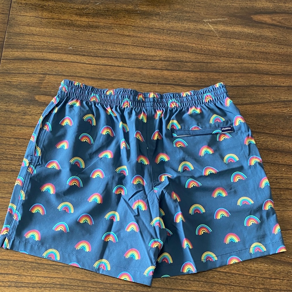 Chubbies The Rainbow Roads Patterned 5.5 inch Classic Swim Trunk Shorts L New! - Picture 4 of 7